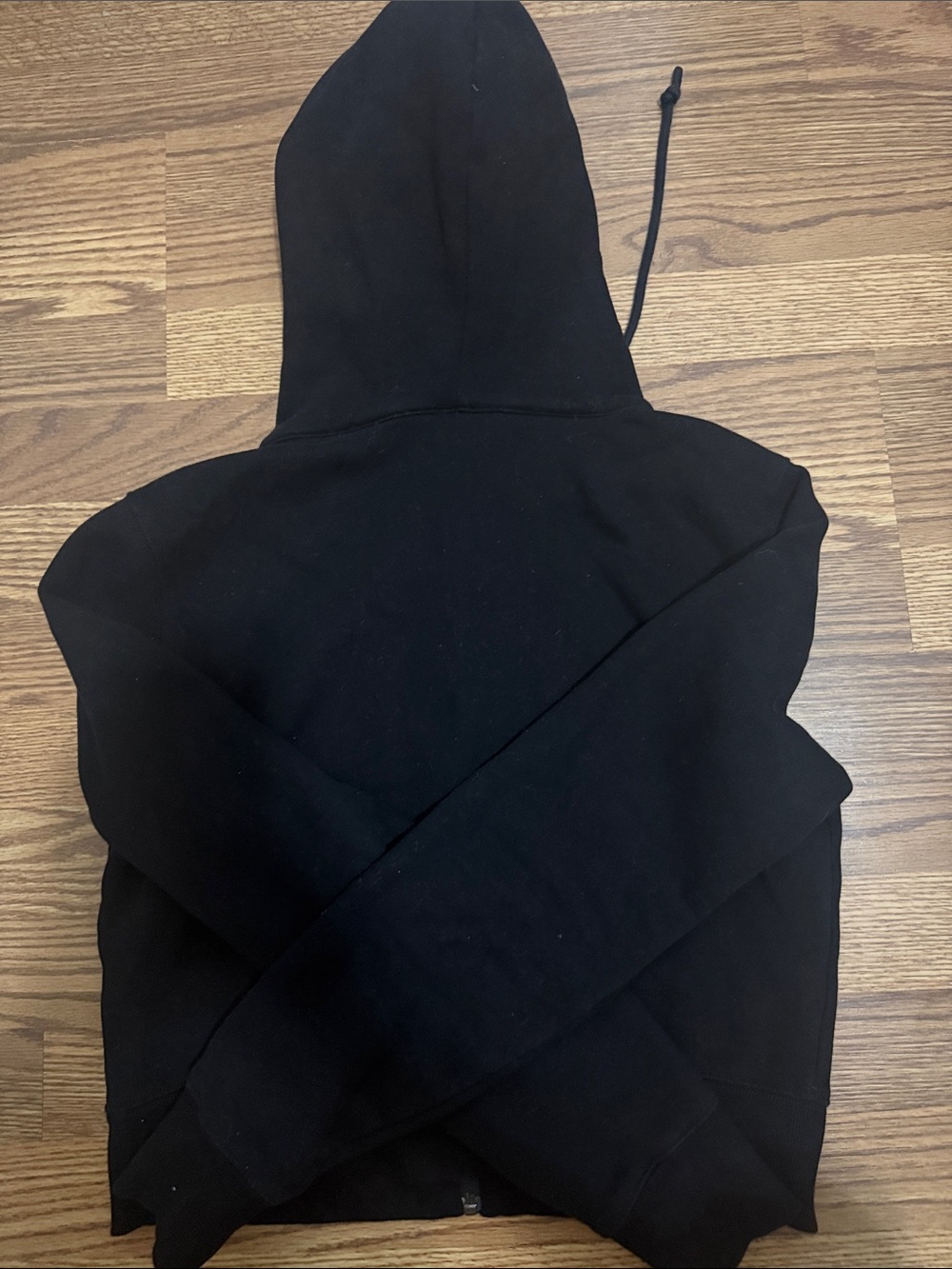 Aritzia Black Zip-Up Hoodie Sweater (fits small and is very cropped) no returns - Picture 3 of 3